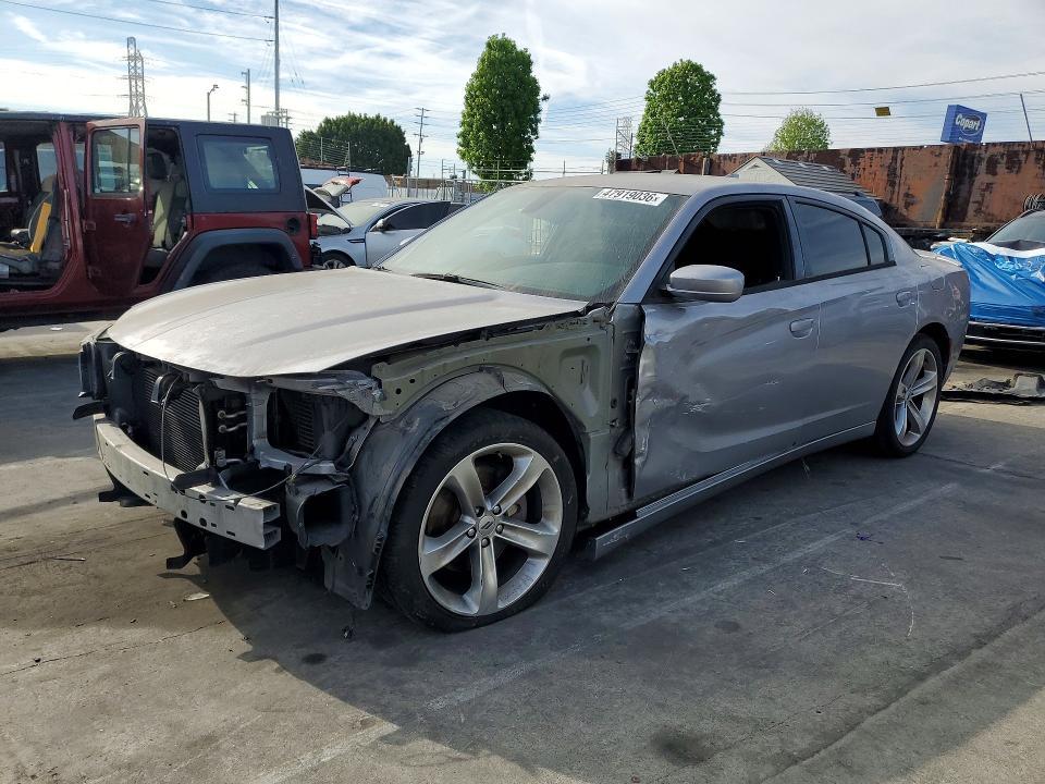 2018 Dodge Charger r