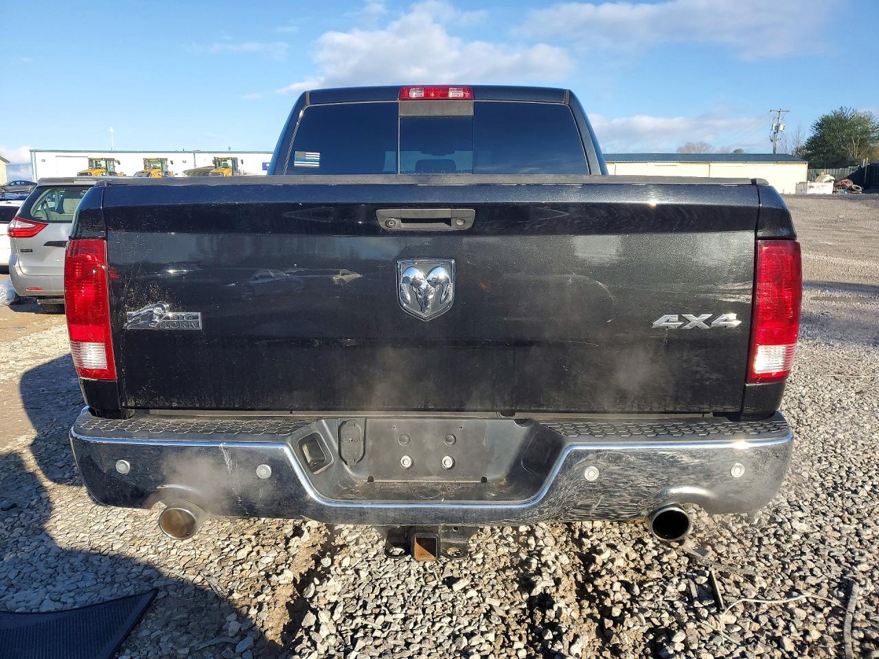 2016 Dodge RAM 1500 SLT