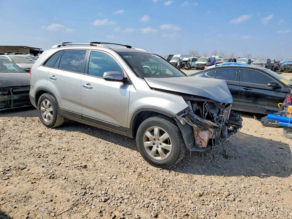 2013 KIA Sorento lx