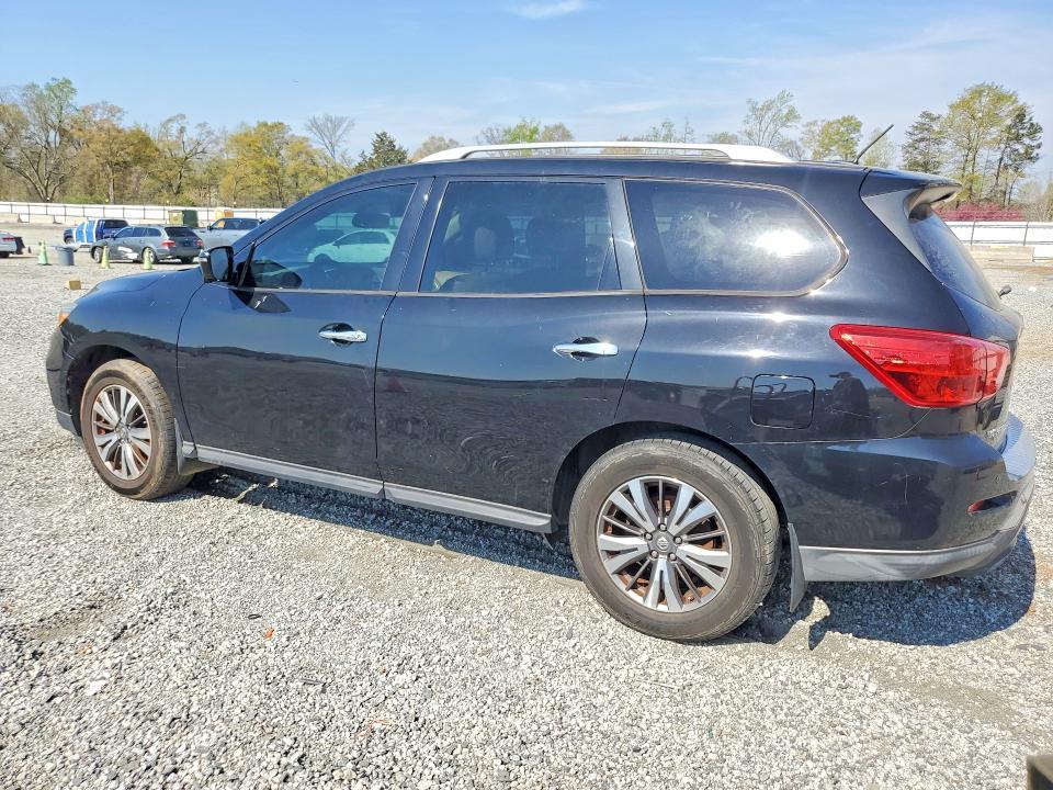 2017 Nissan Pathfinder sl