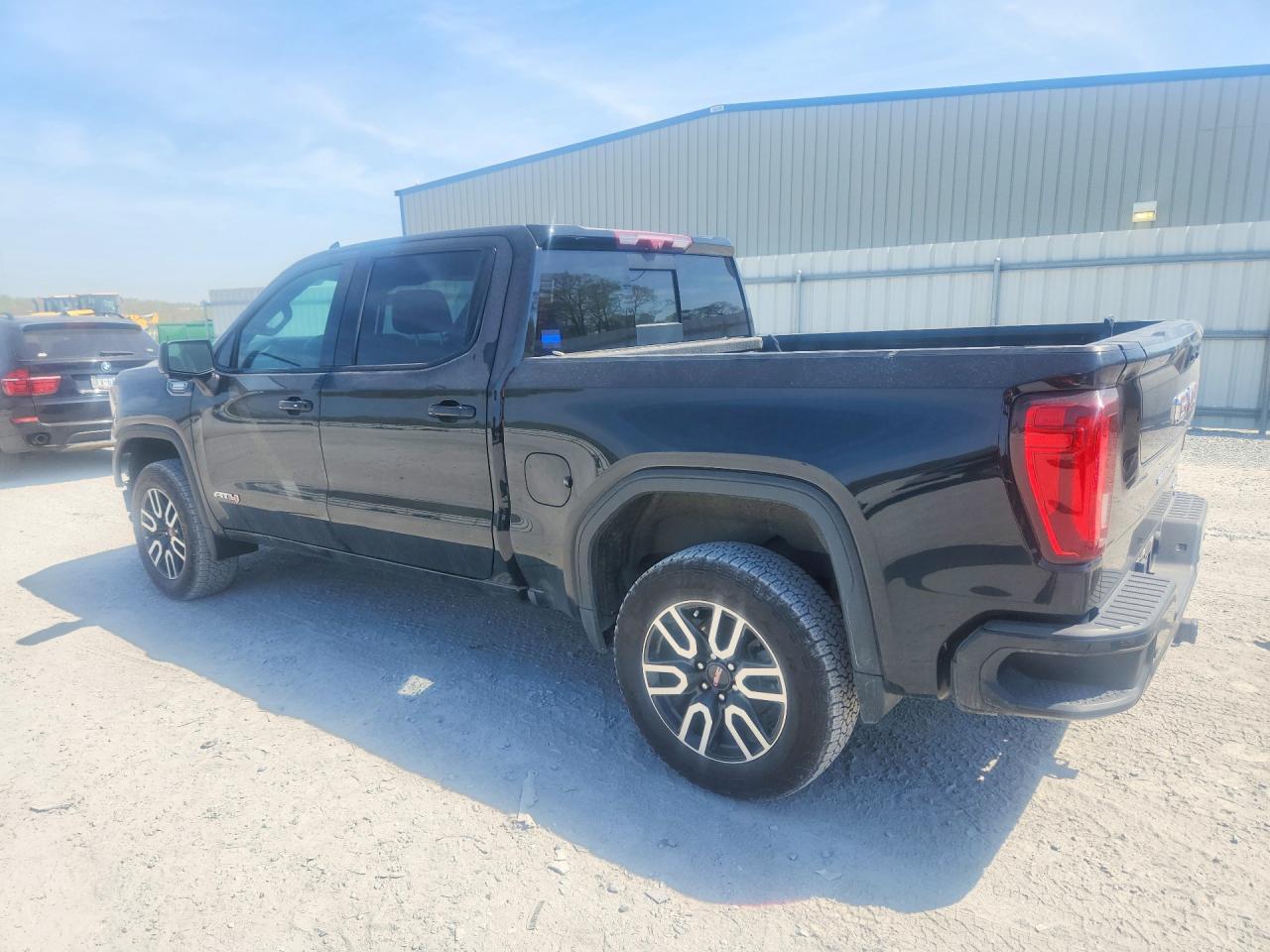 2023 GMC Sierra K1500 AT4