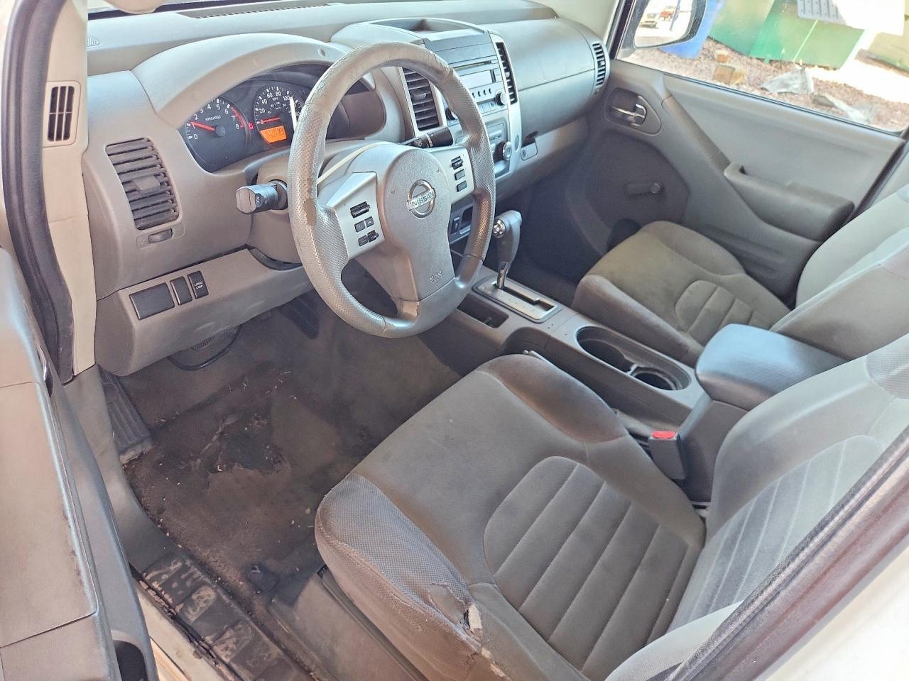 2015 Nissan Frontier S