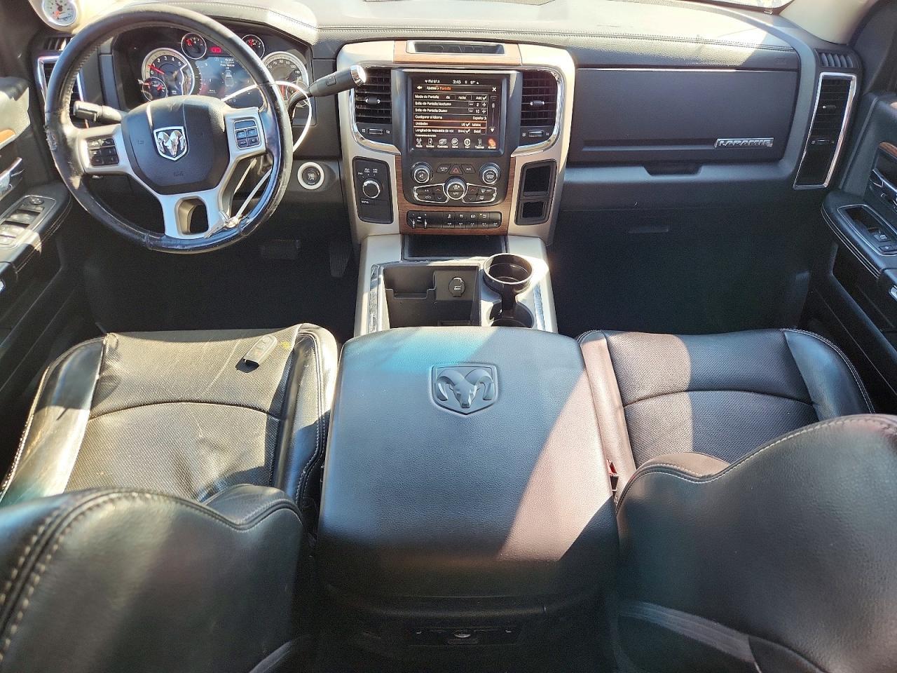 2014 Dodge 3500 Laramie