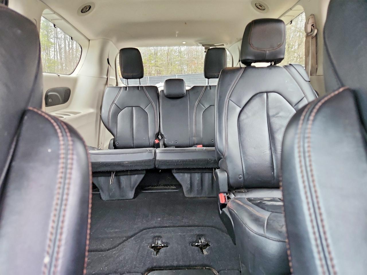 2017 Chrysler Pacifica Touring l Plus