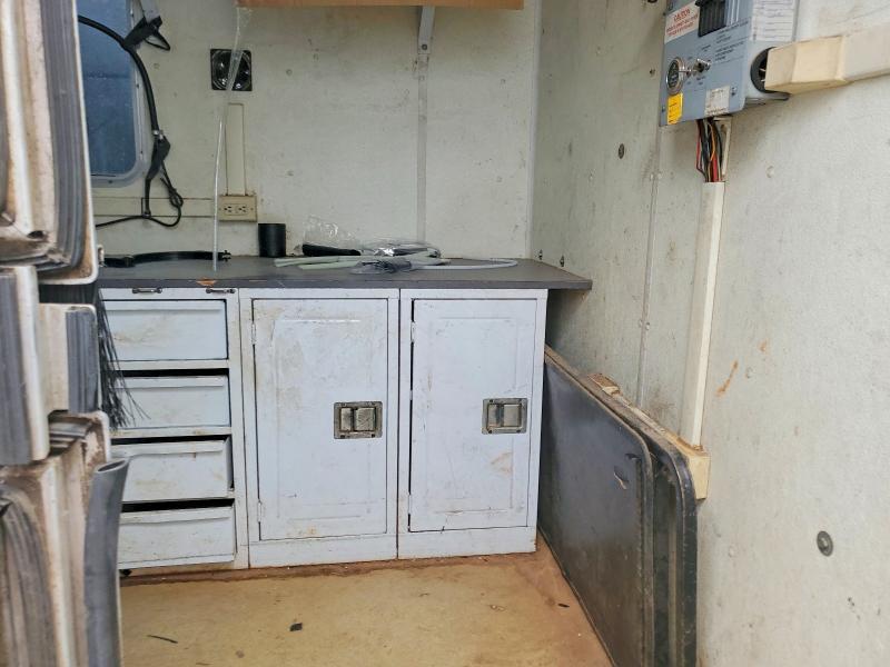 2000 Featherlite 2001 Featherlite Fiber Optic Splicing Trailer