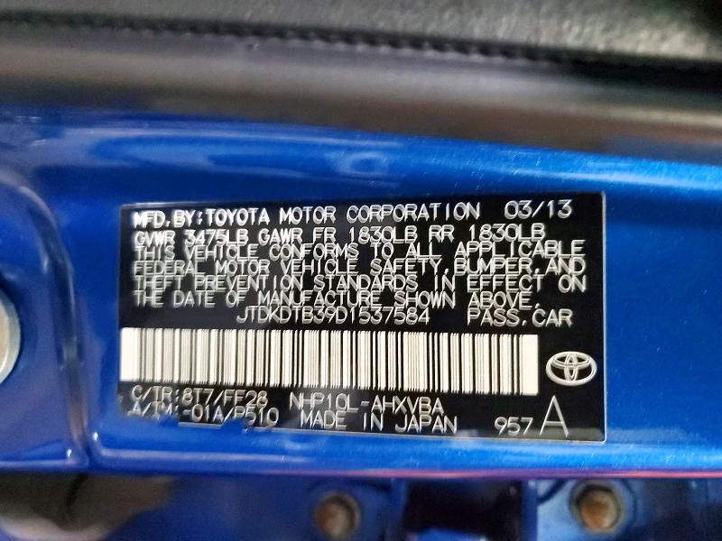 2013 Toyota Prius c two
