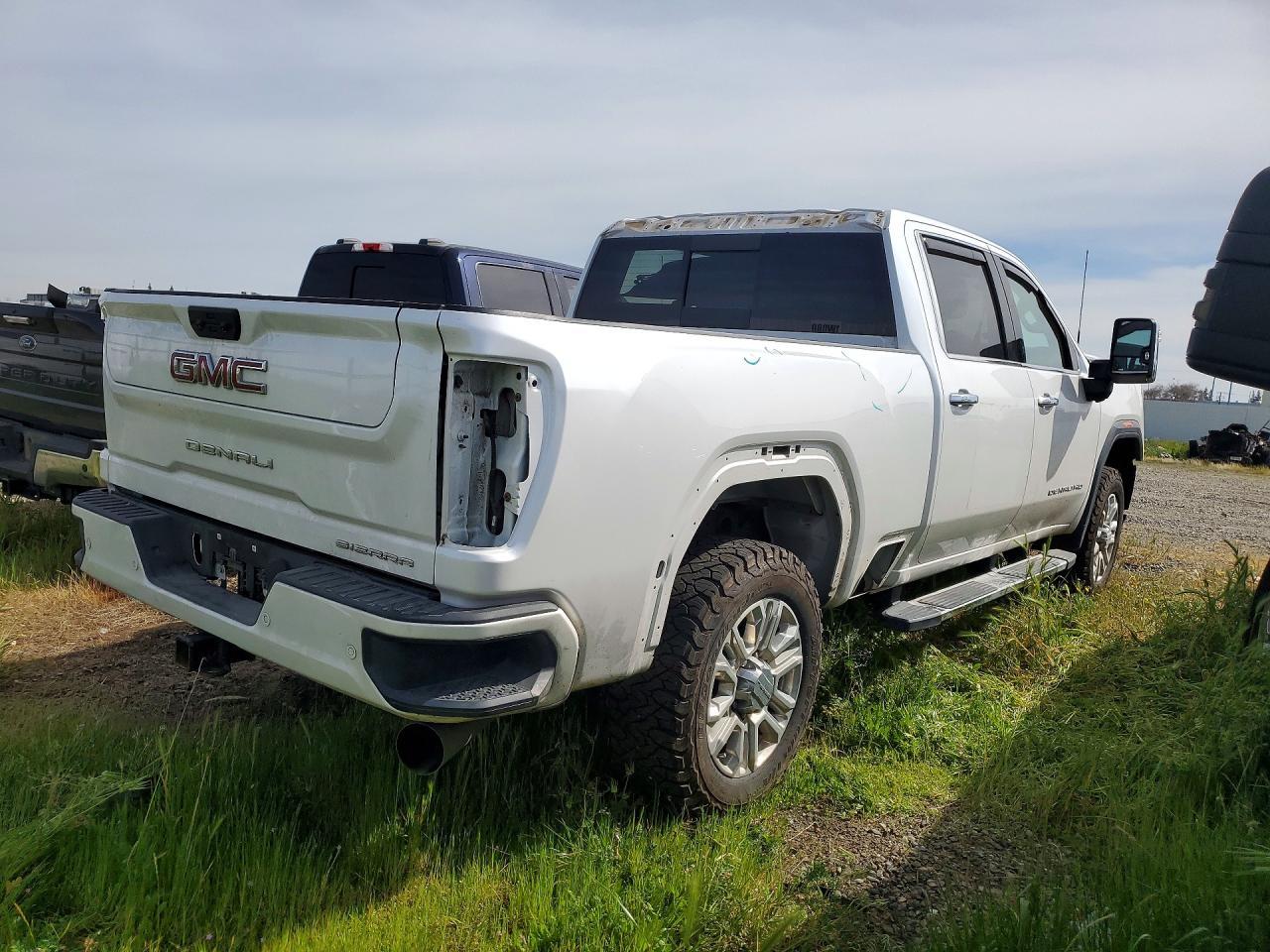 2022 GMC Sierra K2500 Denali