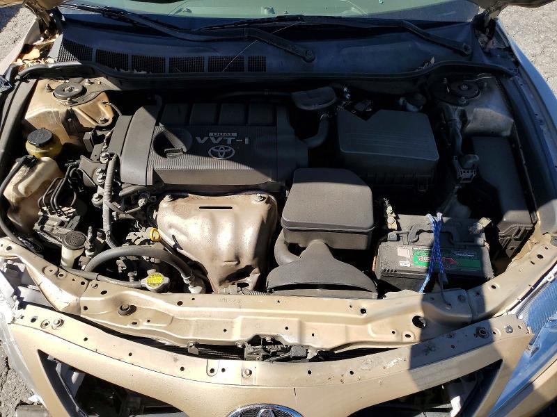 2010 Toyota Camry le