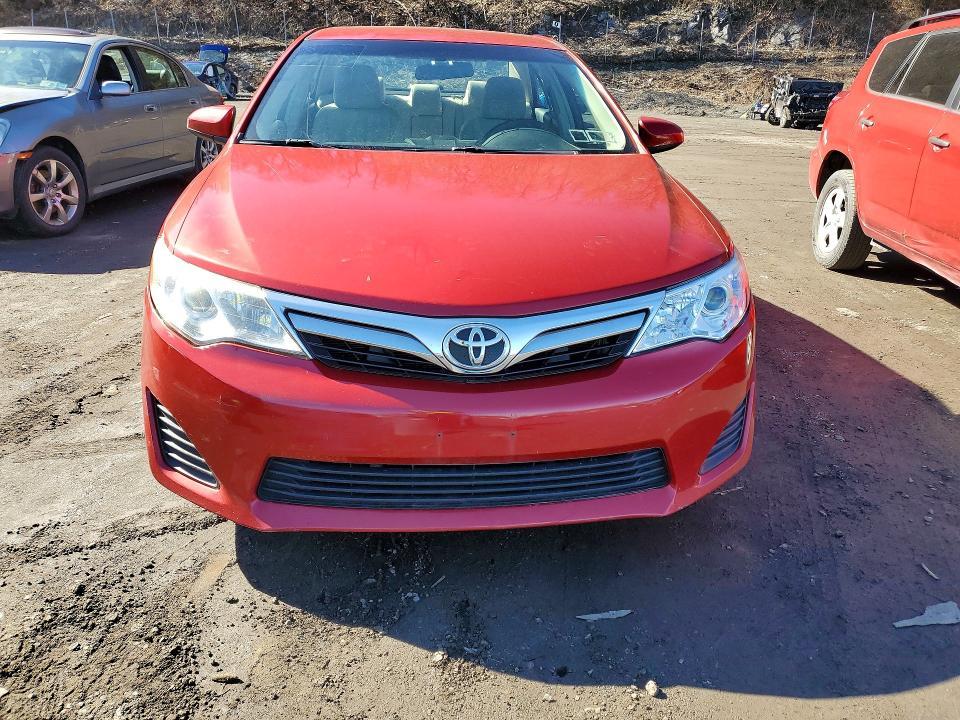 2012 Toyota Camry le