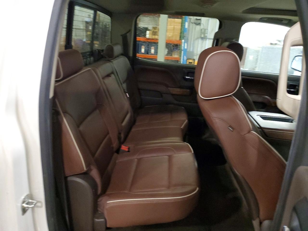 2015 Chevrolet Silverado K1500 High Country