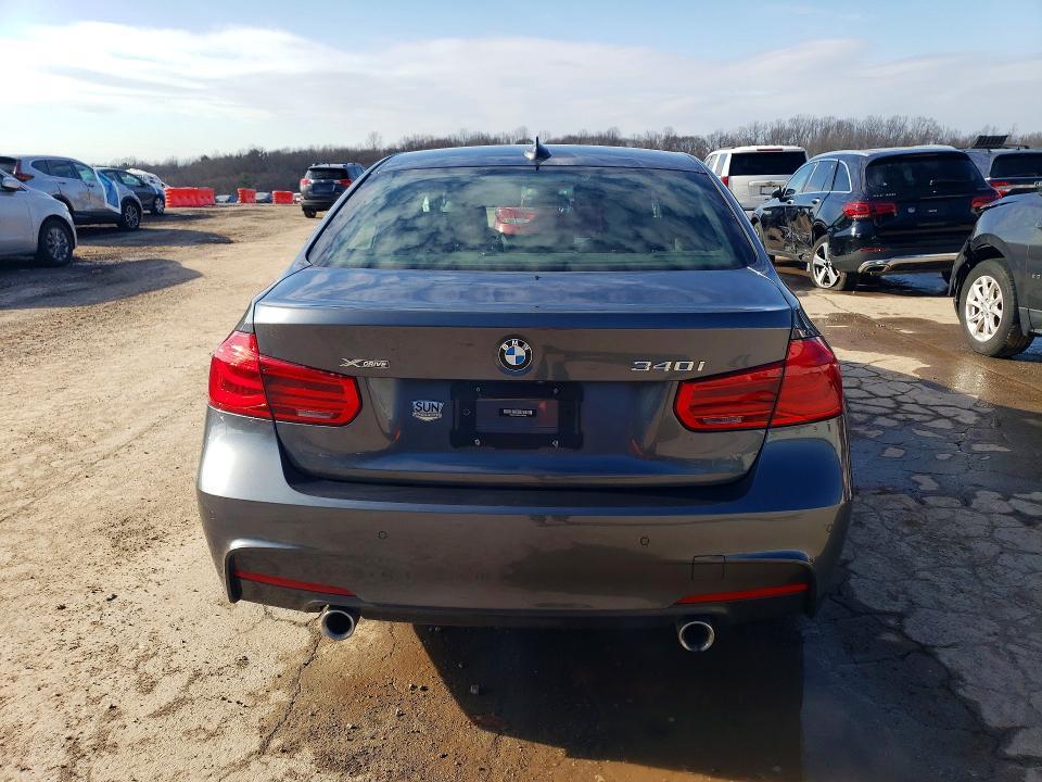2018 BMW 340 xi