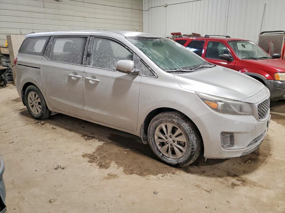 2015 KIA Sedona l