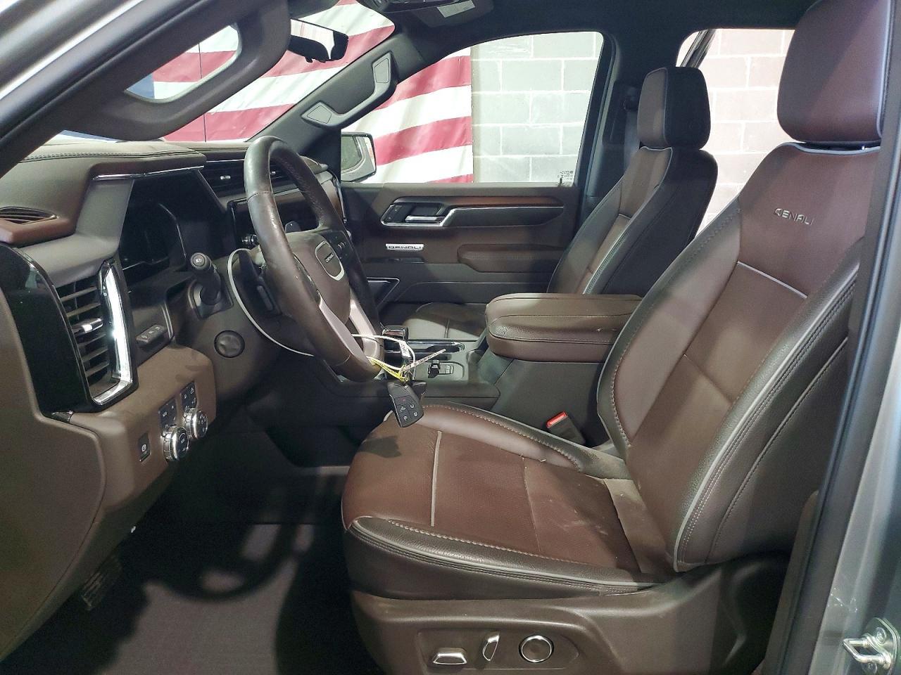 2025 GMC Sierra K1500 Denali