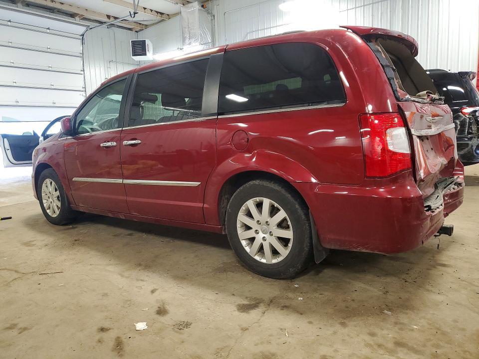 2016 Chrysler Town & Country Touring