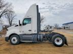2016 Kenworth T680 Semi Truck