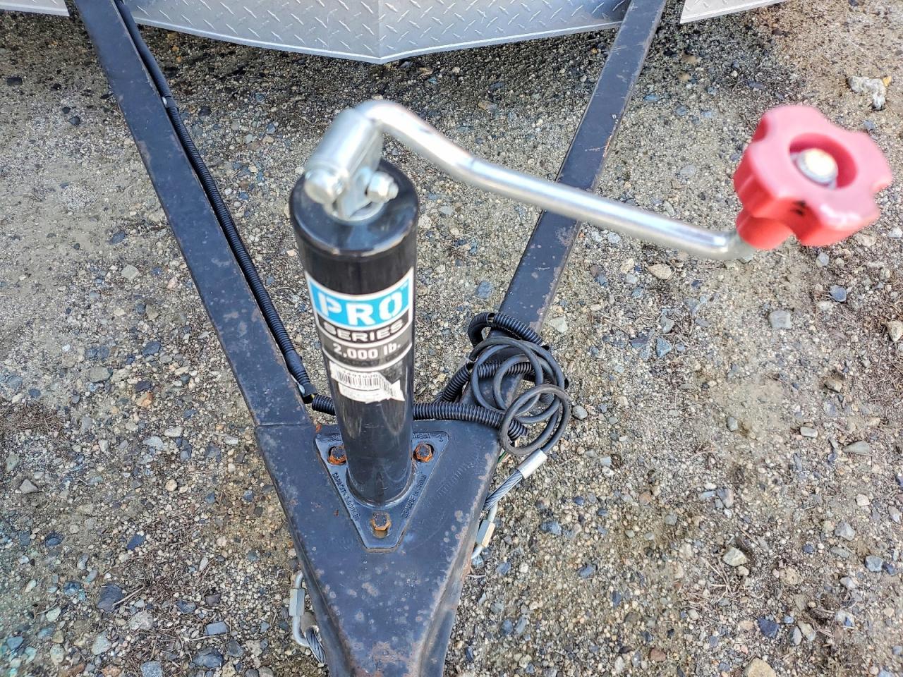 2016 TNT Utility