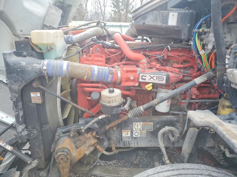 2018 Kenworth T680 BOX Truck