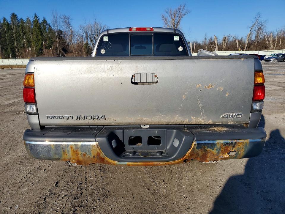 2004 Toyota Tundra SR5