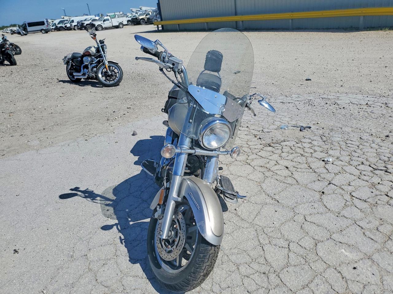 2006 Yamaha XVS1100 A
