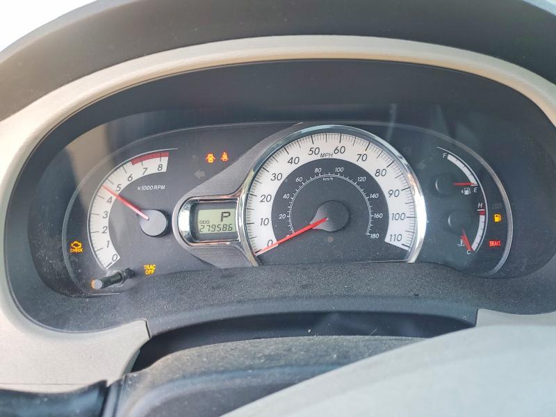 2011 Toyota Sienna se 8-passenger