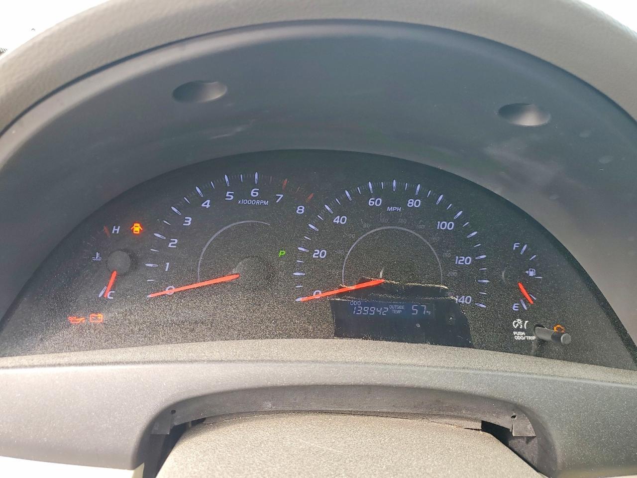 2010 Toyota Camry le