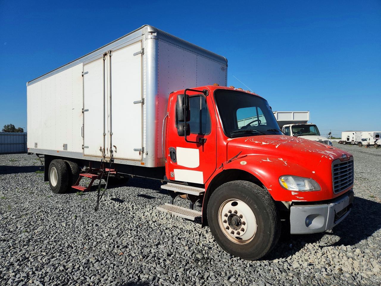 2018 Freightliner Business Class M2 BOX Truck