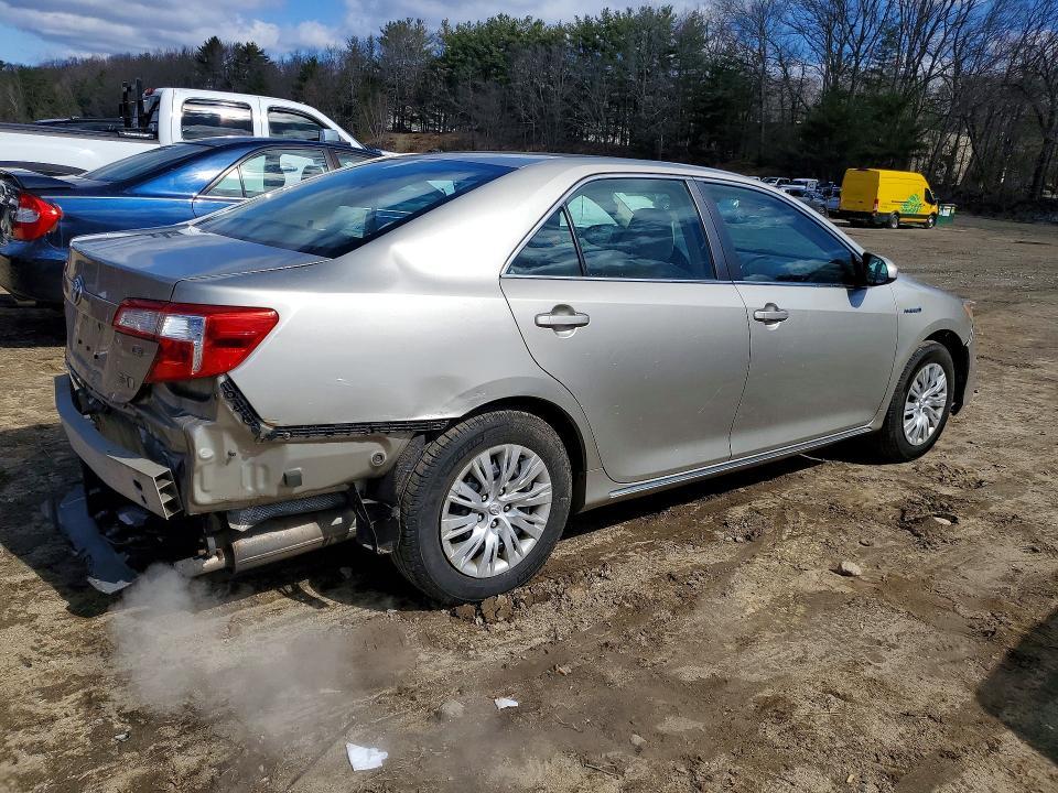 2014 Toyota Camry Hybrid le