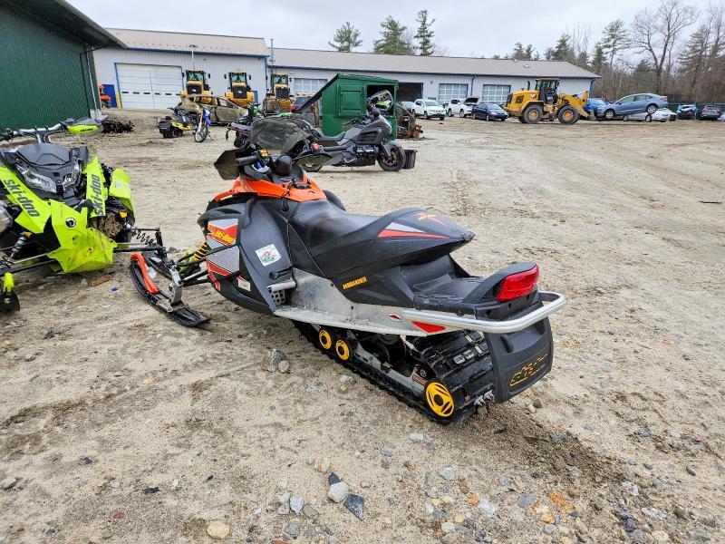 2004 Skidoo MX Z FAN 380