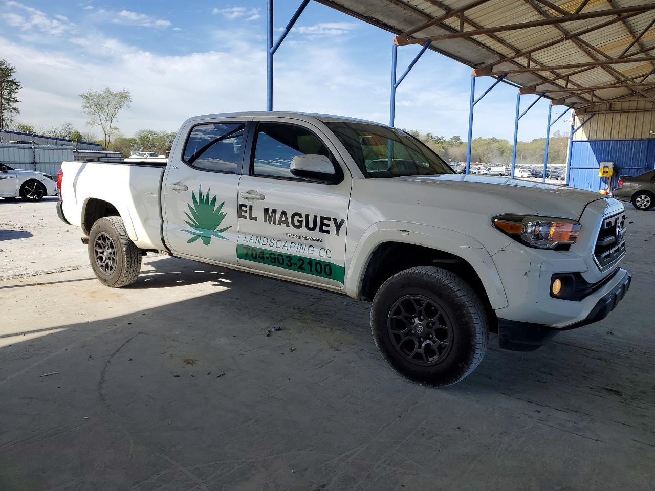 2017 Toyota Tacoma SR5 V6