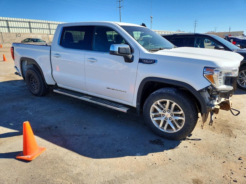 2020 GMC Sierra K1500 SLE
