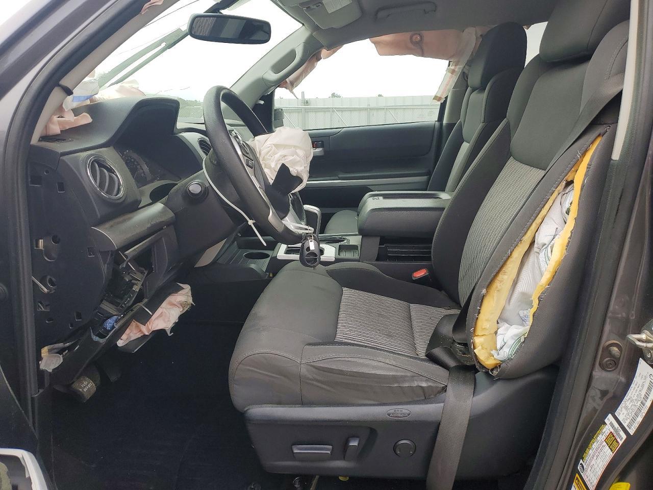 2014 Toyota Tundra SR5