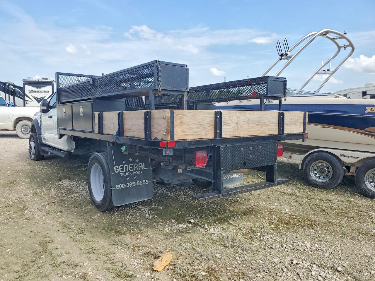 2024 Ford F450 Super Duty Flatbed Truck
