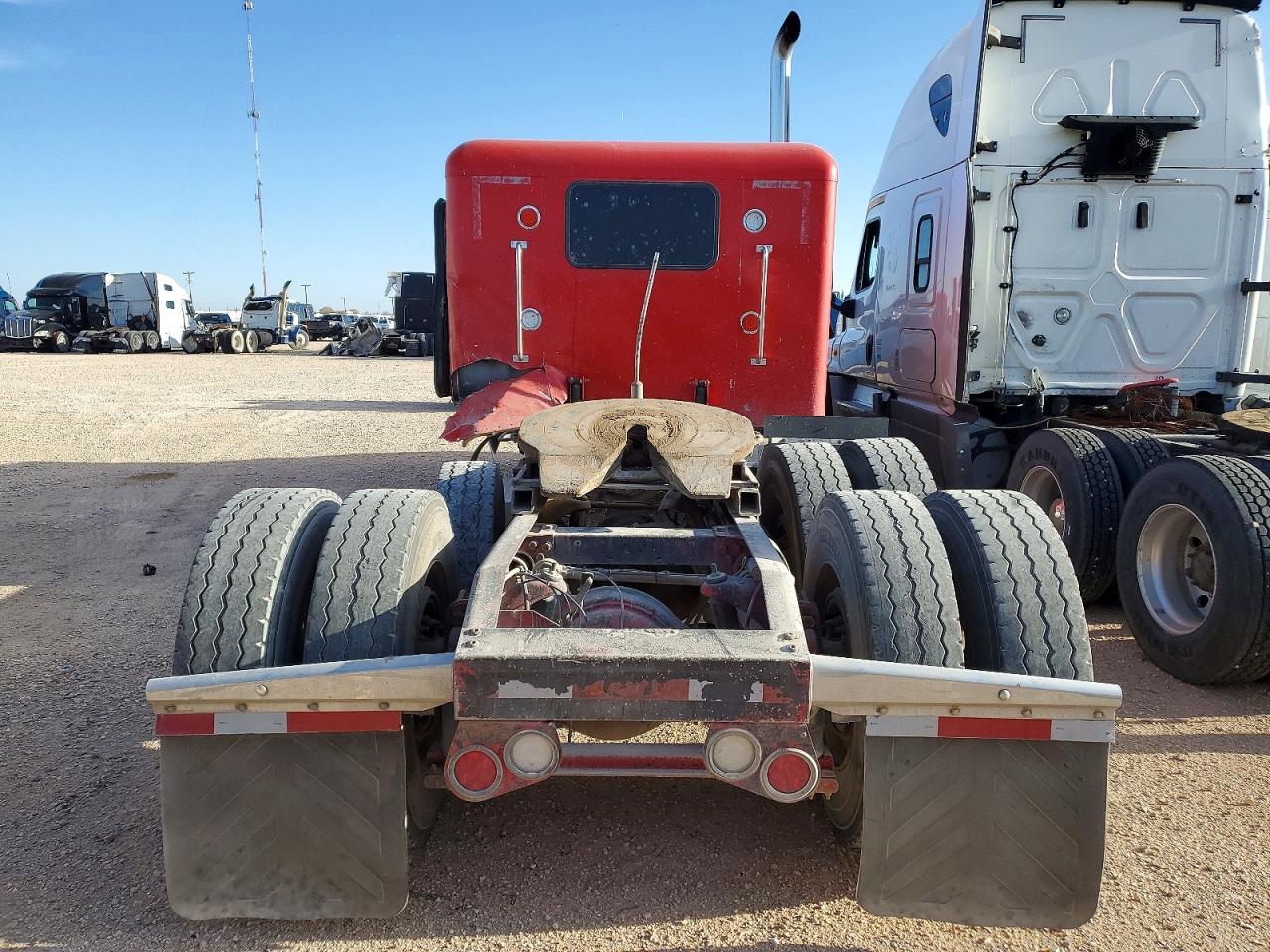 2000 Peterbilt 379