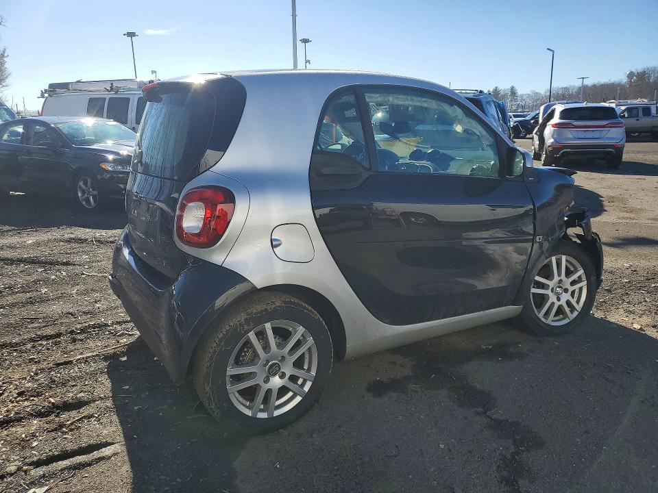 2016 Smart Cars Fortwo