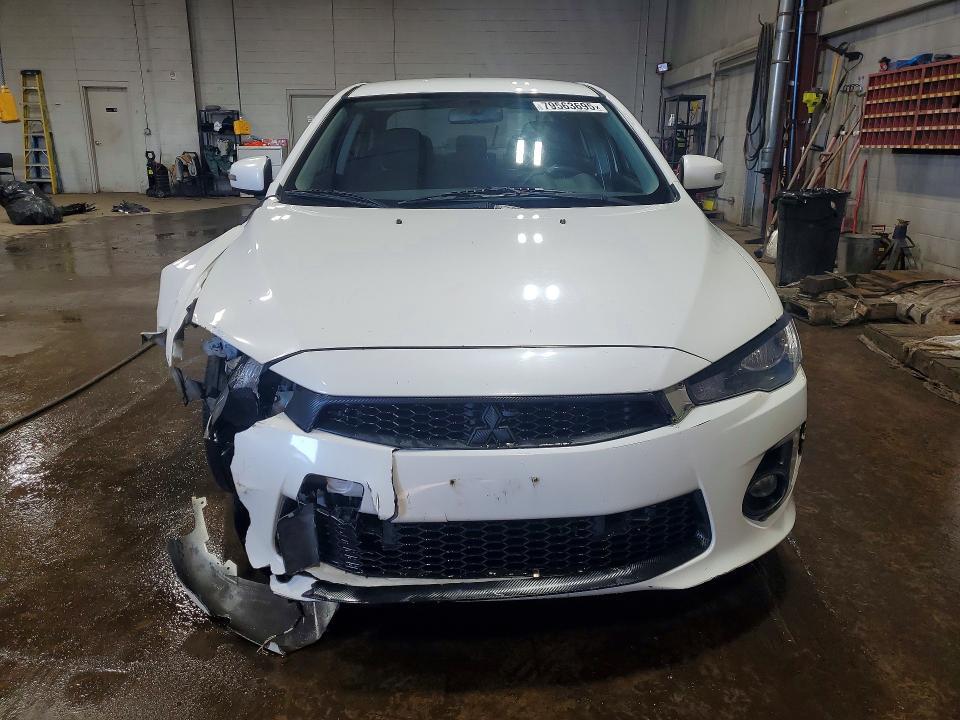 2017 Mitsubishi Lancer es