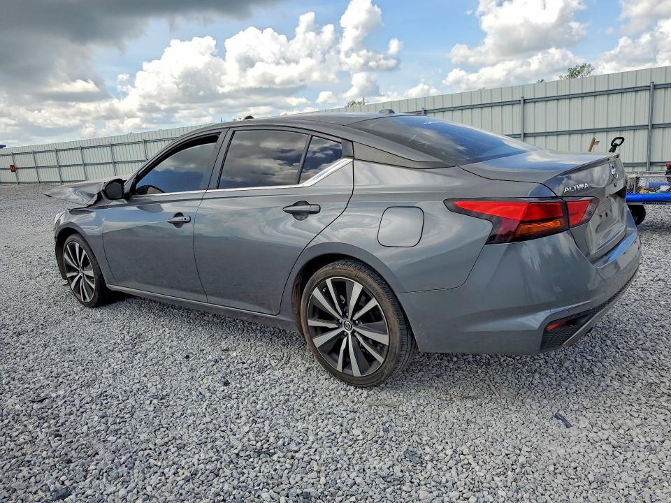 2021 Nissan Altima 2.5 sr