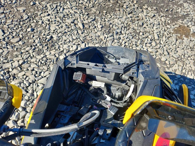 2024 Skidoo Mx z X-rs Models