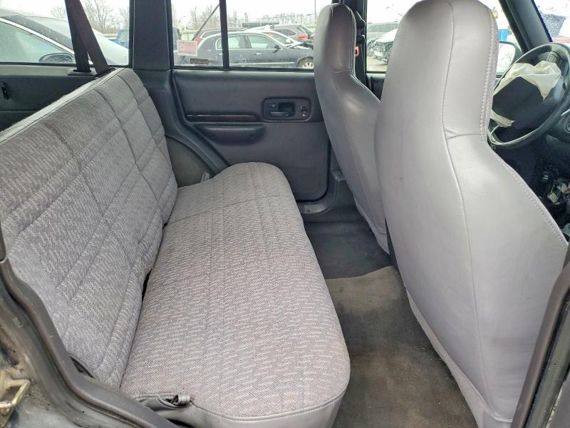 2001 Jeep Cherokee Classic