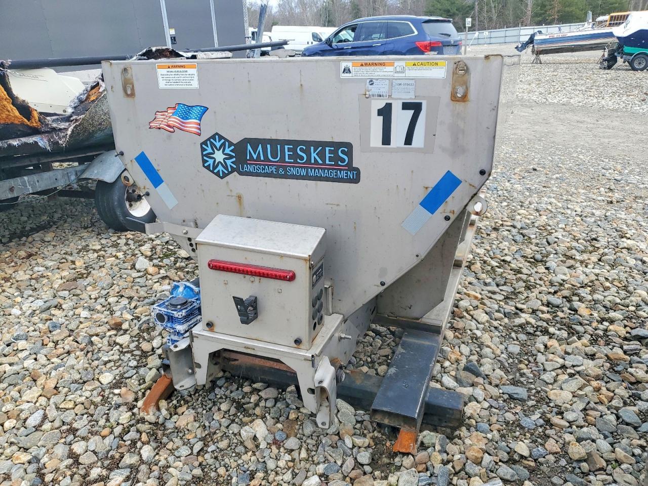 2023 Urwi 2023 Swenson Spreader