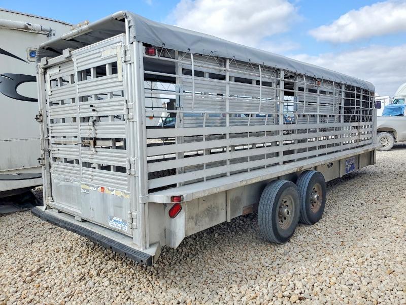 2004 Gooseneck Livestock Trailer