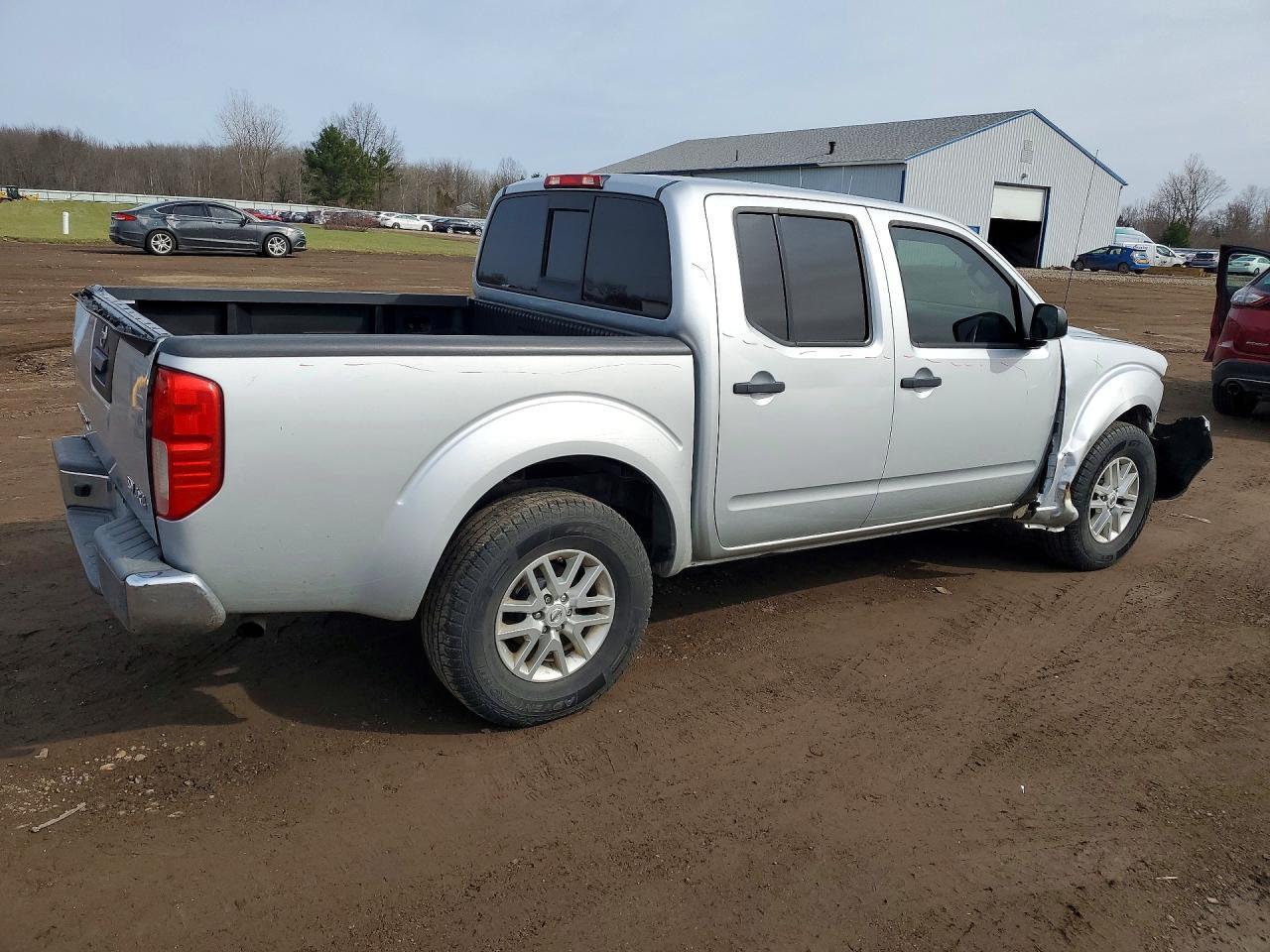 2016 Nissan Frontier SV