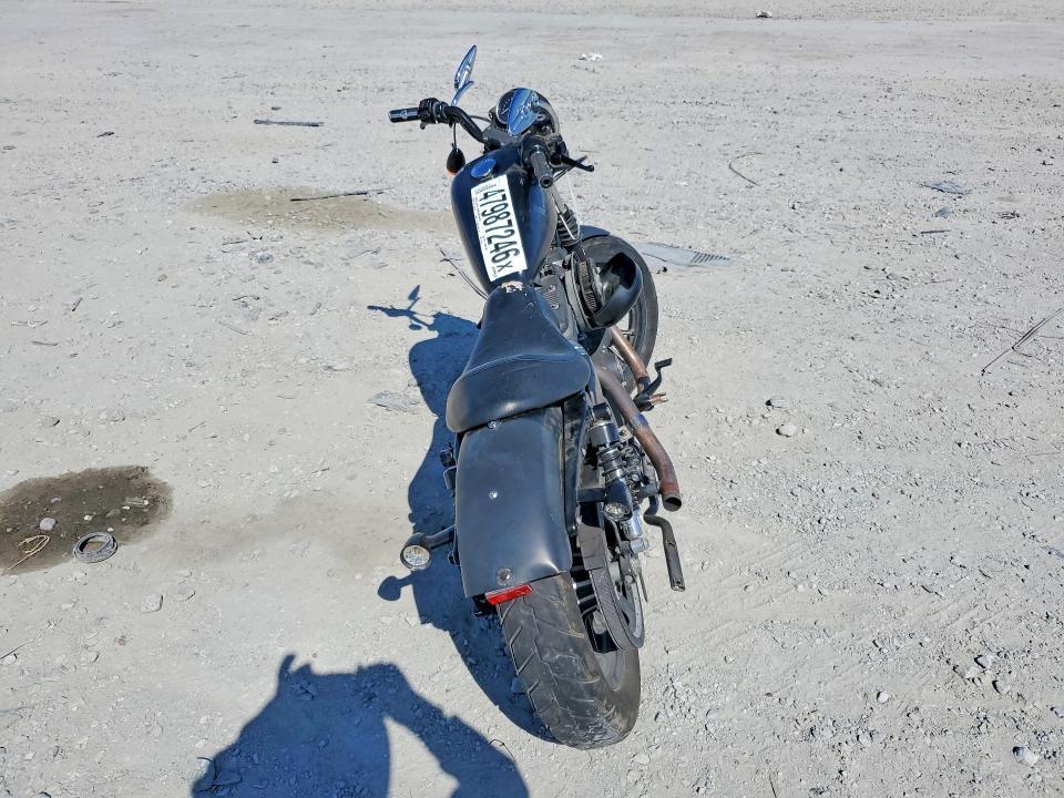 2015 Harley-Davidson XL883 Iron 883