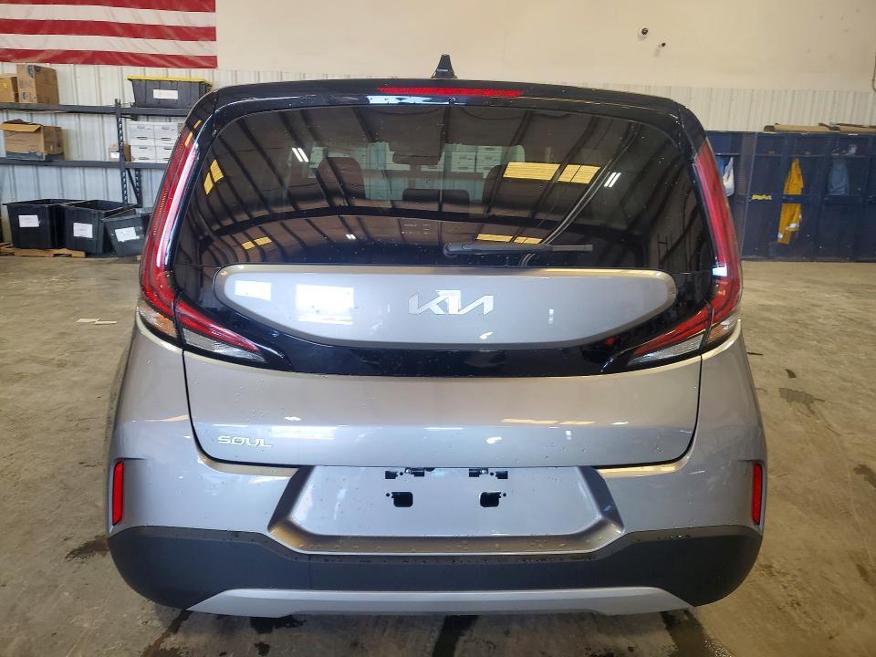 2025 KIA Soul lx