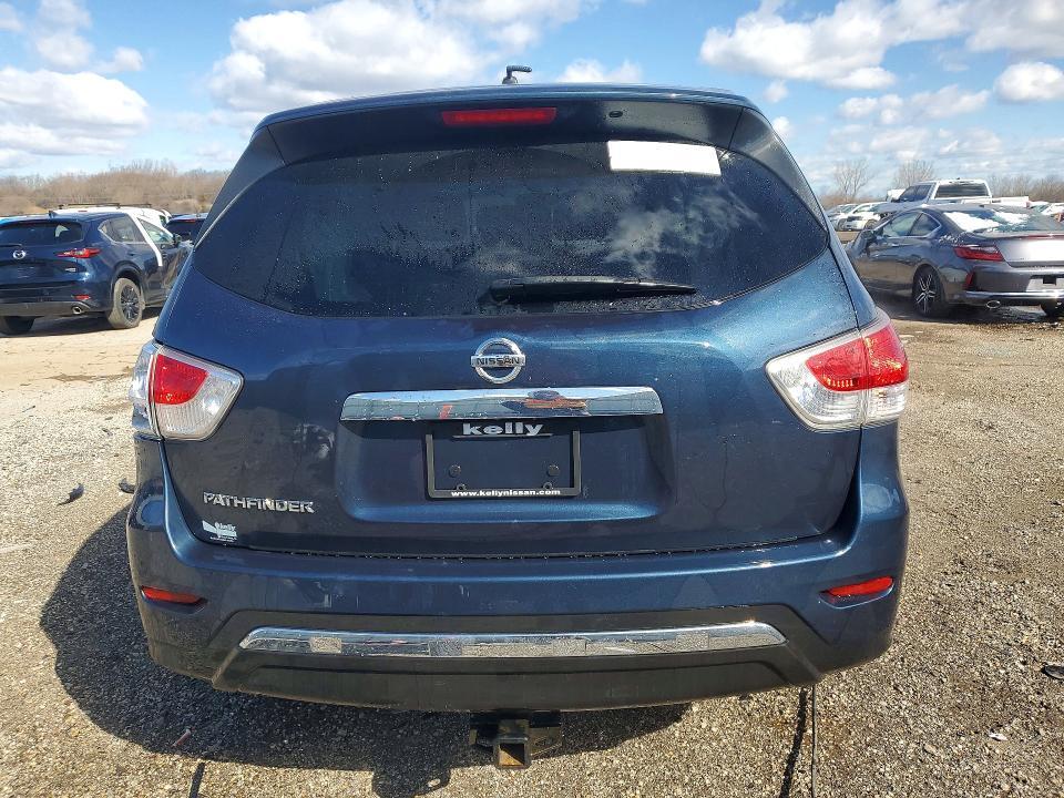 2013 Nissan Pathfinder s