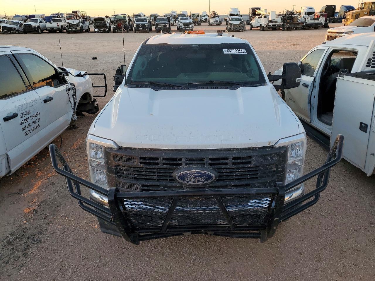 2024 Ford F350 Super Duty Utility / Service Truck