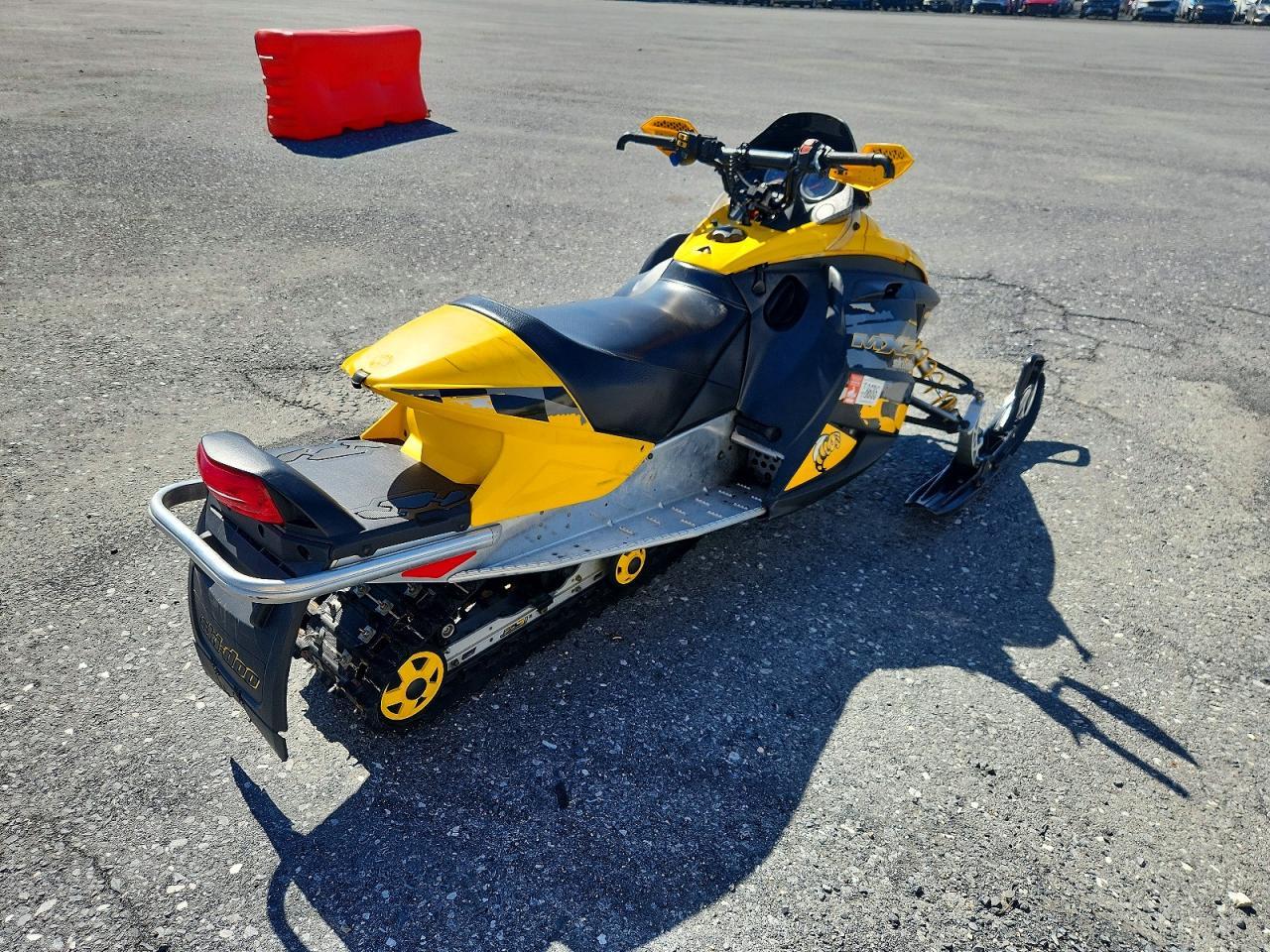 2006 Skidoo MXZ