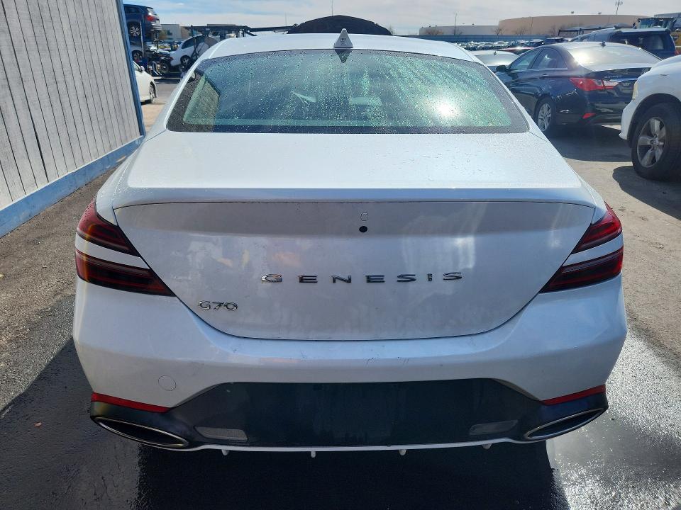 2026 Genesis G70 2.5t Standard