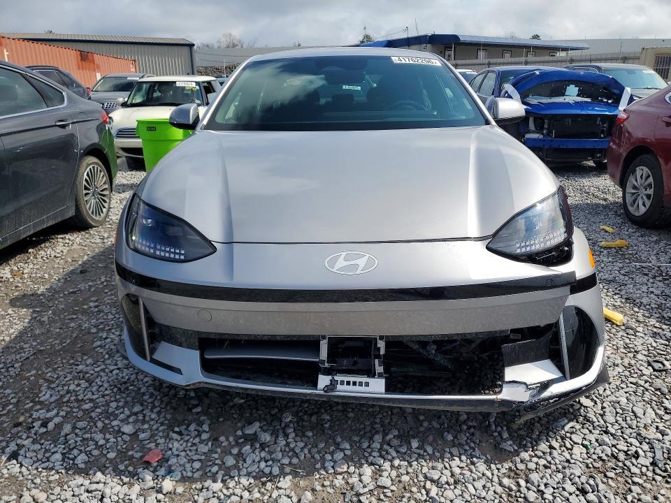 2024 Hyundai Ioniq 6 se