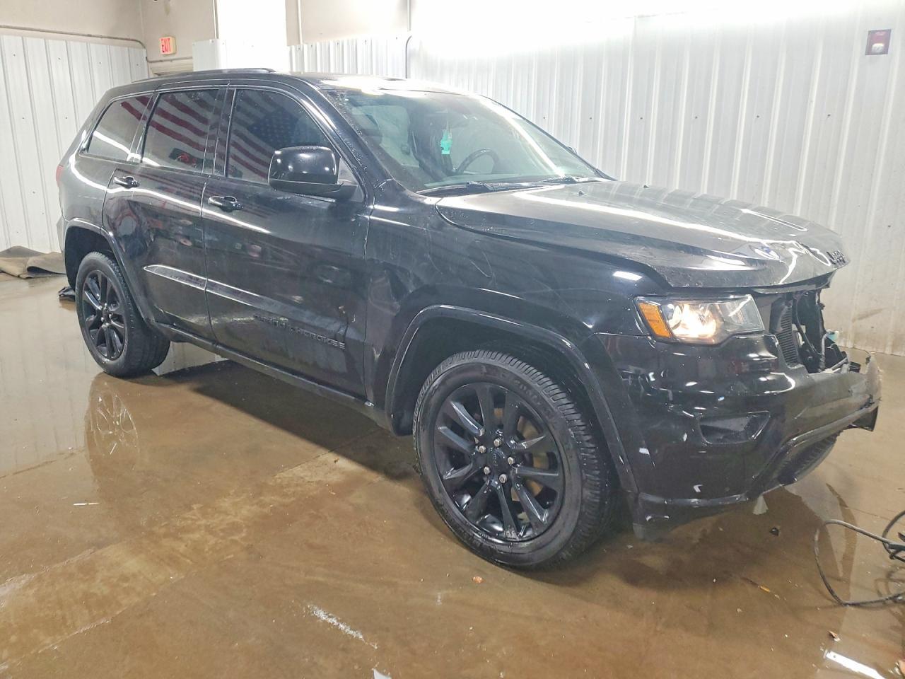 2017 Jeep Grand Cherokee Laredo