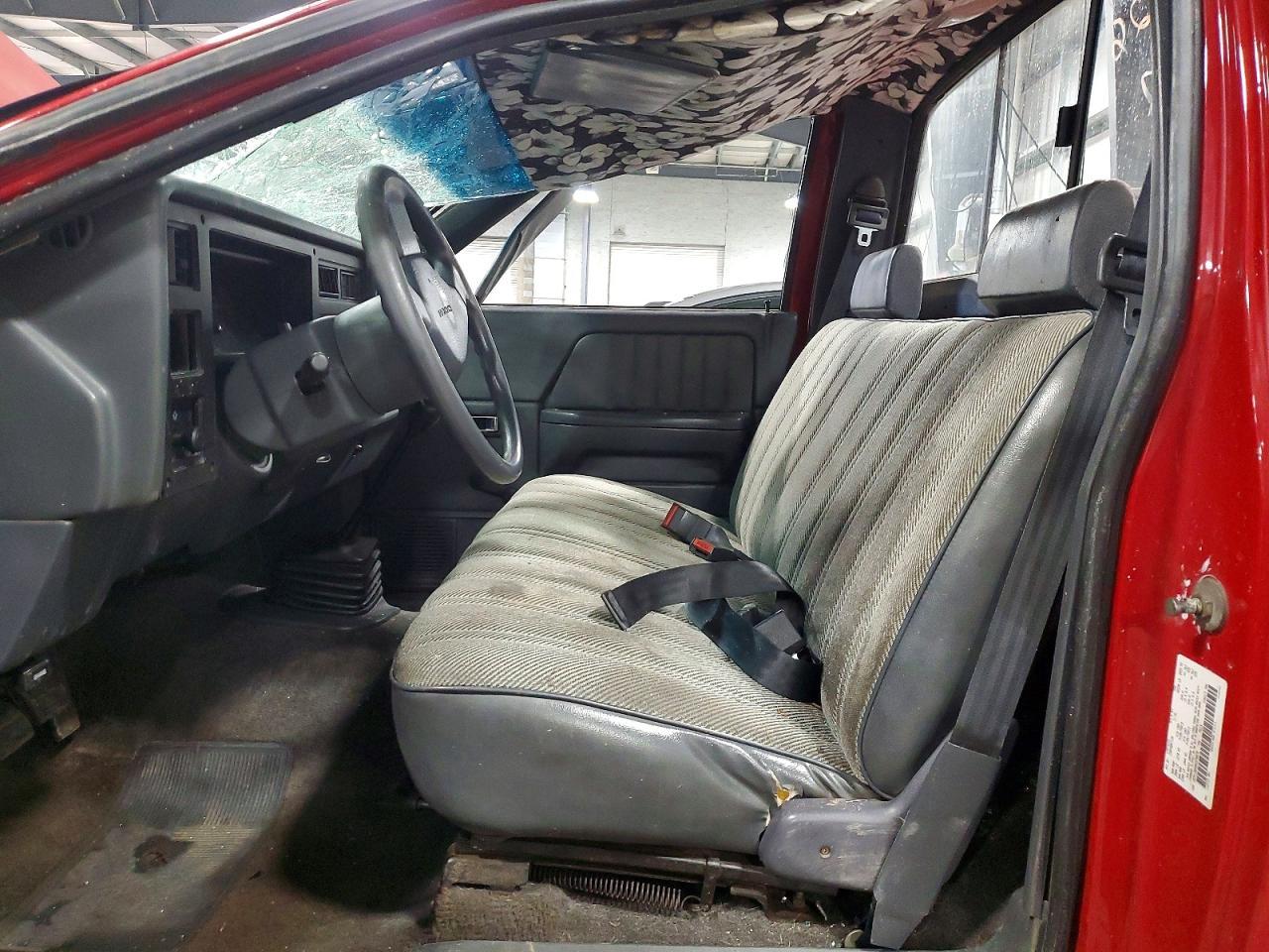 1992 Dodge Dakota Base